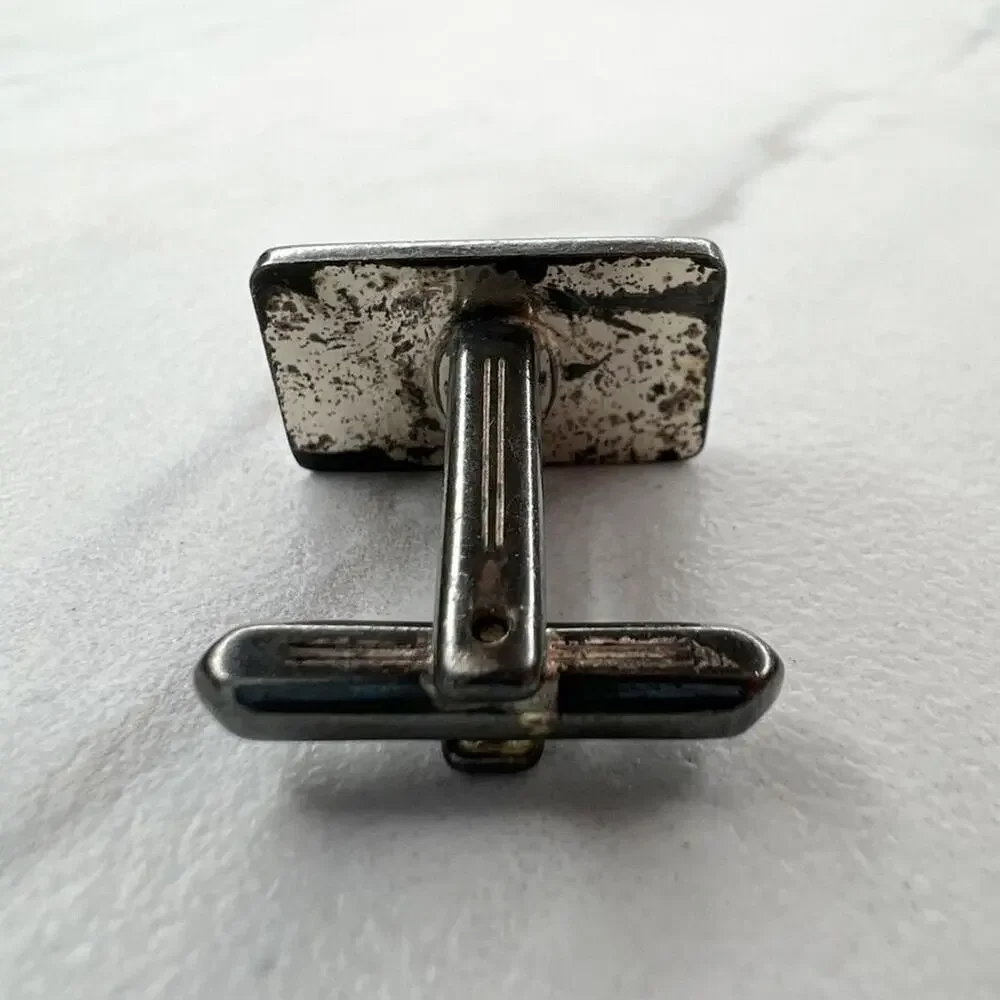 Hickok USA Vintage Silver Tone Single Cufflink